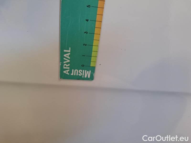 Citroen  C3 CITROEN  / 2020 / 5P / BERLINA BLUEHDI 100 SeS FEEL #47