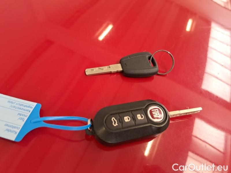 Fiat  500 FIAT  / 2015 / 3P / BERLINA 1.0 70CV IBRIDO CULT #116