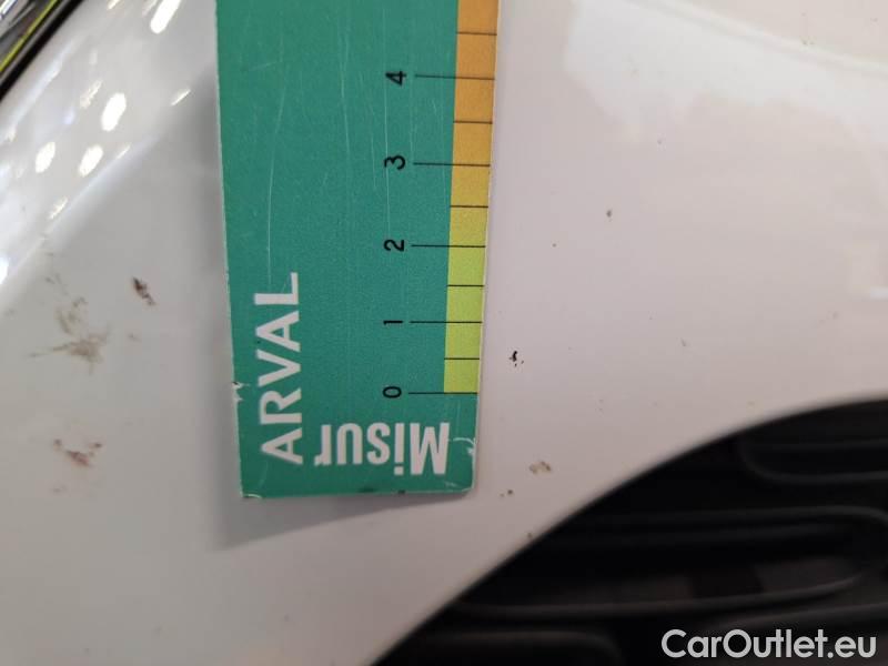 Citroen  C3 CITROEN  / 2020 / 5P / BERLINA BLUEHDI 100 SeS FEEL #37