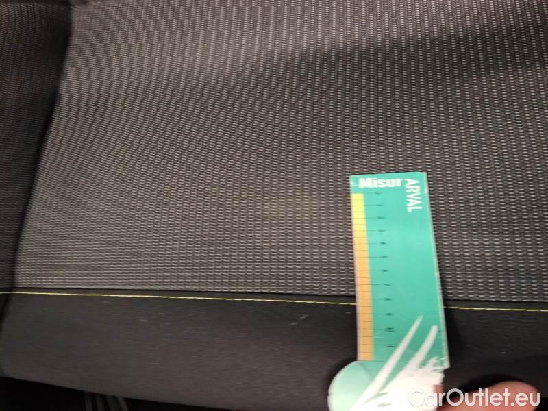 Citroen  C3 CITROEN  / 2020 / 5P / BERLINA BLUEHDI 100 SeS FEEL #110