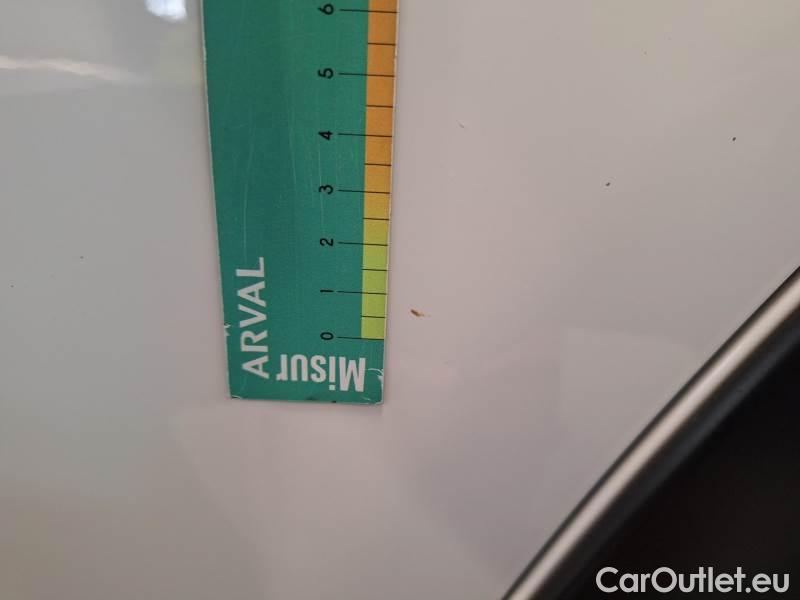 Citroen  C3 CITROEN  / 2020 / 5P / BERLINA BLUEHDI 100 SeS FEEL #67