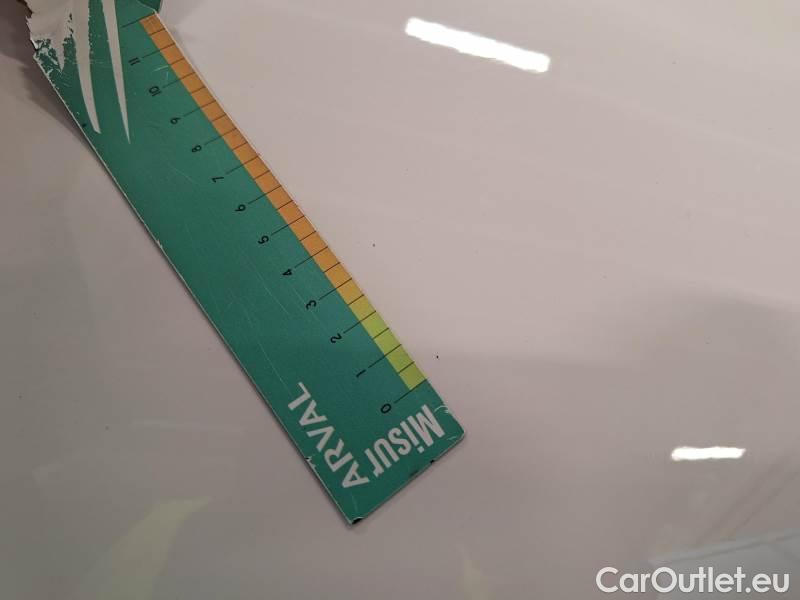 Citroen  C3 CITROEN  / 2020 / 5P / BERLINA BLUEHDI 100 SeS FEEL #27