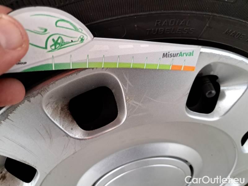 Fiat  500 FIAT  / 2015 / 3P / BERLINA 1.0 70CV IBRIDO CULT #57