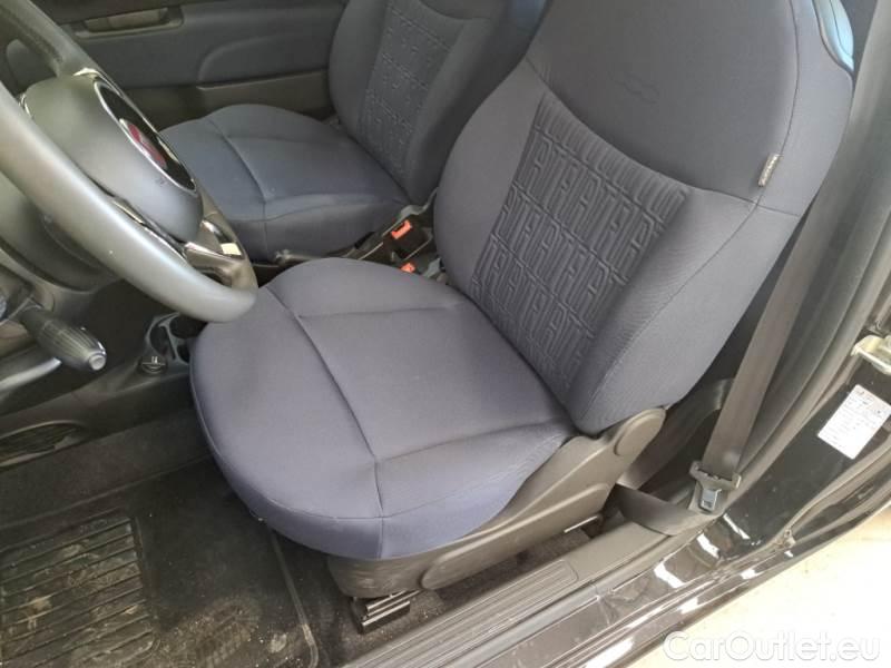 Fiat  500 FIAT  / 2015 / 3P / BERLINA 1.0 70CV IBRIDO CULT #12