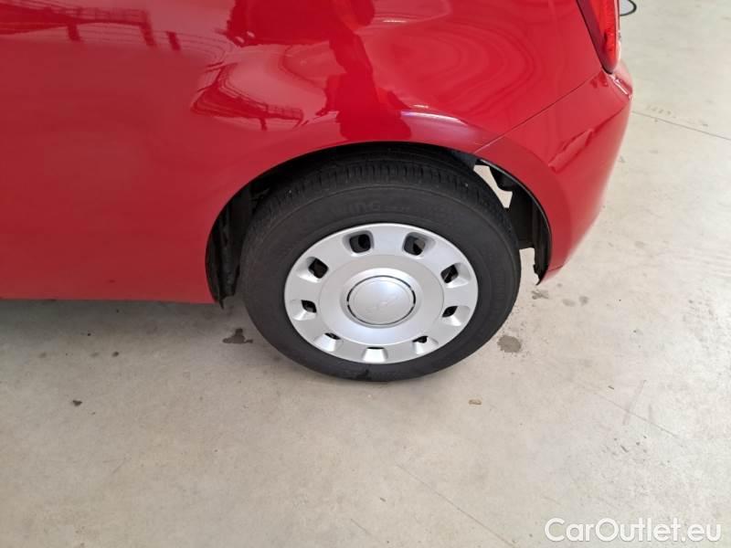 Fiat  500 FIAT  / 2015 / 3P / BERLINA 1.0 70CV IBRIDO CULT #60