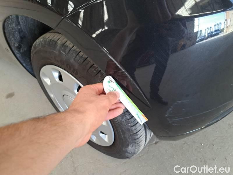 Fiat  500 FIAT  / 2015 / 3P / BERLINA 1.0 70CV IBRIDO CULT #49