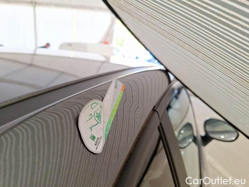 Fiat  500 FIAT  / 2015 / 3P / BERLINA 1.0 70CV IBRIDO CONNECT #25