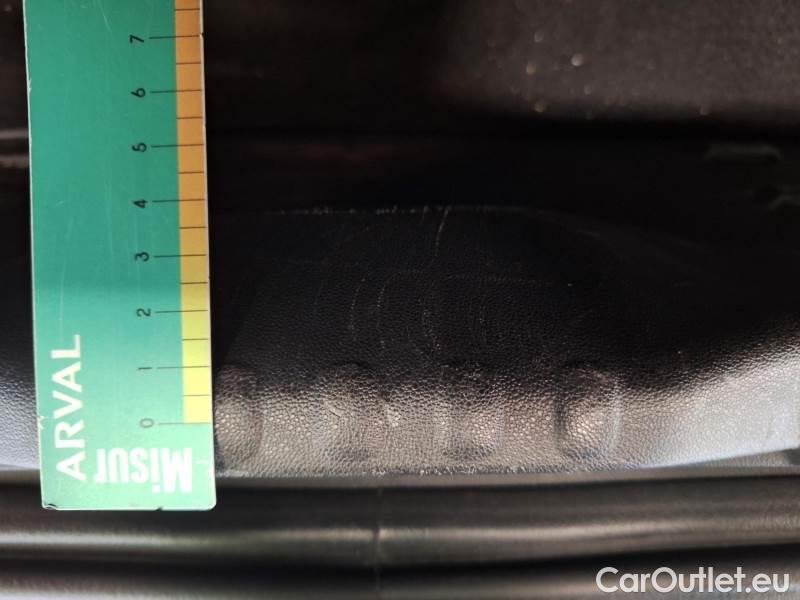 Citroen  C3 CITROEN  / 2020 / 5P / BERLINA BLUEHDI 100 SeS FEEL #130