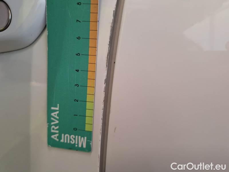 Citroen  C3 CITROEN  / 2020 / 5P / BERLINA BLUEHDI 100 SeS FEEL #76