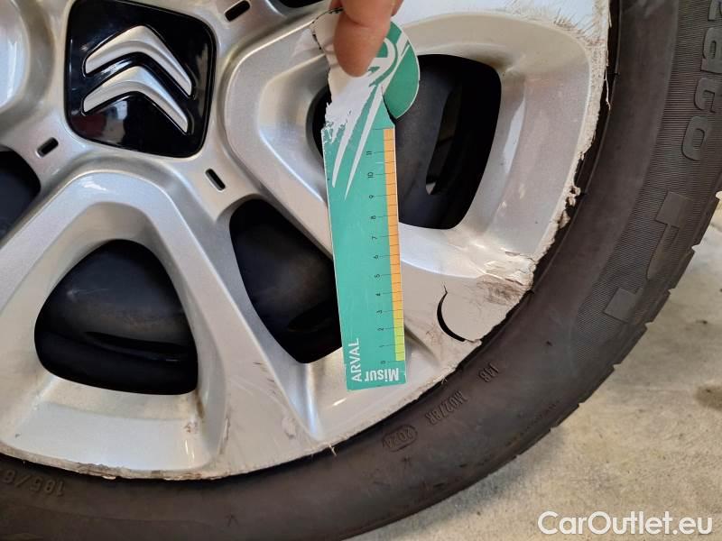 Citroen  C3 CITROEN  / 2020 / 5P / BERLINA BLUEHDI 100 SeS FEEL #96