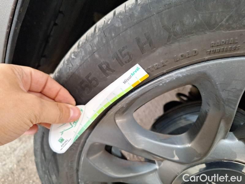 Fiat  500 FIAT  / 2015 / 3P / BERLINA 1.0 70CV IBRIDO CONNECT #76