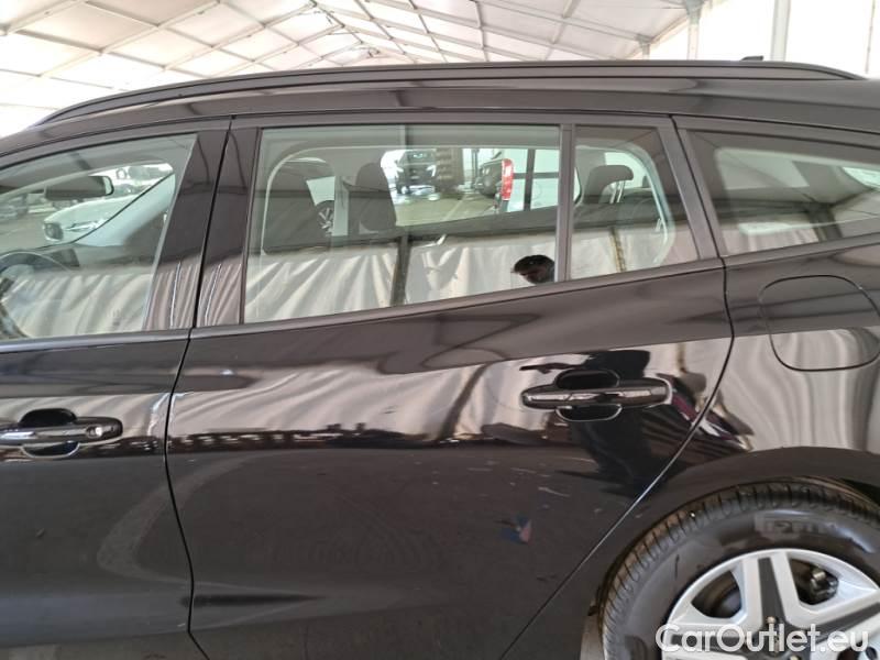 Ford  Focus FORD  / 2018 / 5P / STATION WAGON 1.5 ECOBLUE 120CV BUS. CAMBIO AUTOM. SW #41