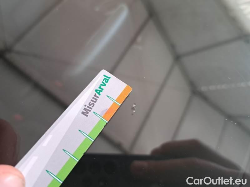 Ford  Focus FORD  / 2018 / 5P / STATION WAGON 1.5 ECOBLUE 120CV BUS. CAMBIO AUTOM. SW #24