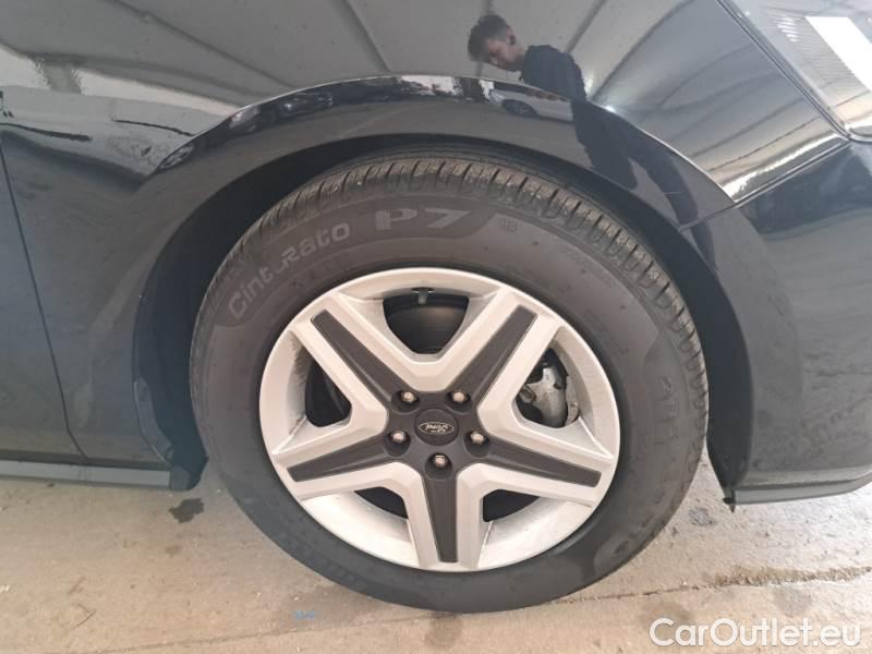 Ford  Focus FORD  / 2018 / 5P / STATION WAGON 1.5 ECOBLUE 120CV BUS. CAMBIO AUTOM. SW #17