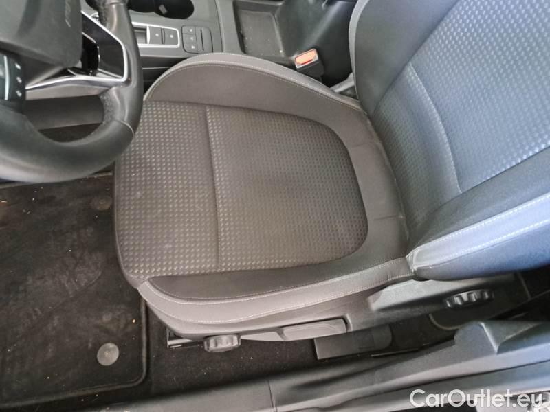 Ford  Focus FORD  / 2018 / 5P / STATION WAGON 1.5 ECOBLUE 120CV BUS. CAMBIO AUTOM. SW #59