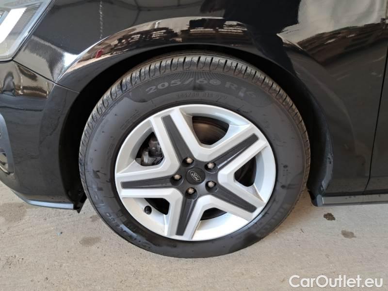 Ford  Focus FORD  / 2018 / 5P / STATION WAGON 1.5 ECOBLUE 120CV BUS. CAMBIO AUTOM. SW #20