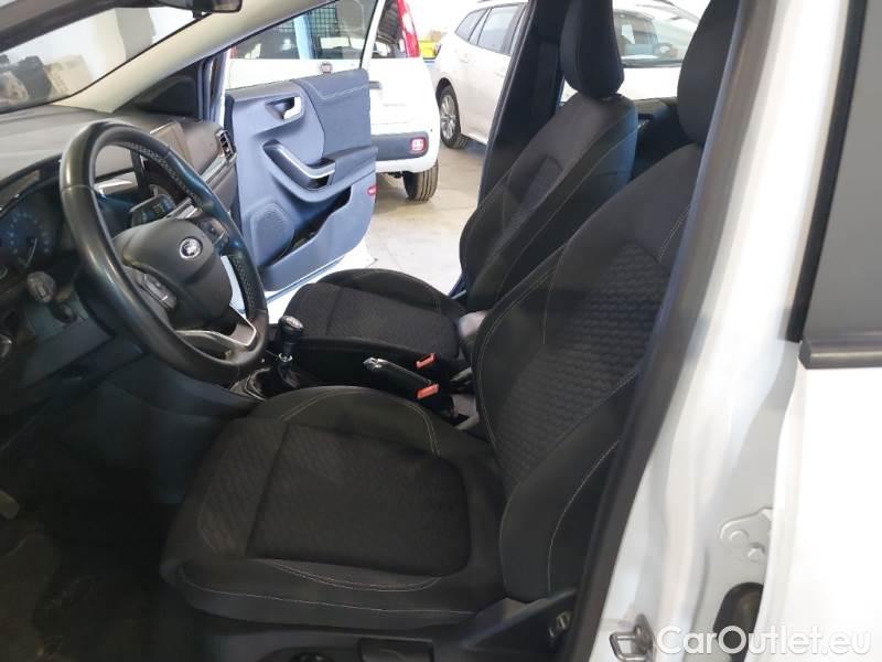 Ford  Puma FORD  / 2019 / 5P / SUV 1.0 ECOBOOST HYBRID 125CV TITANIUM #108