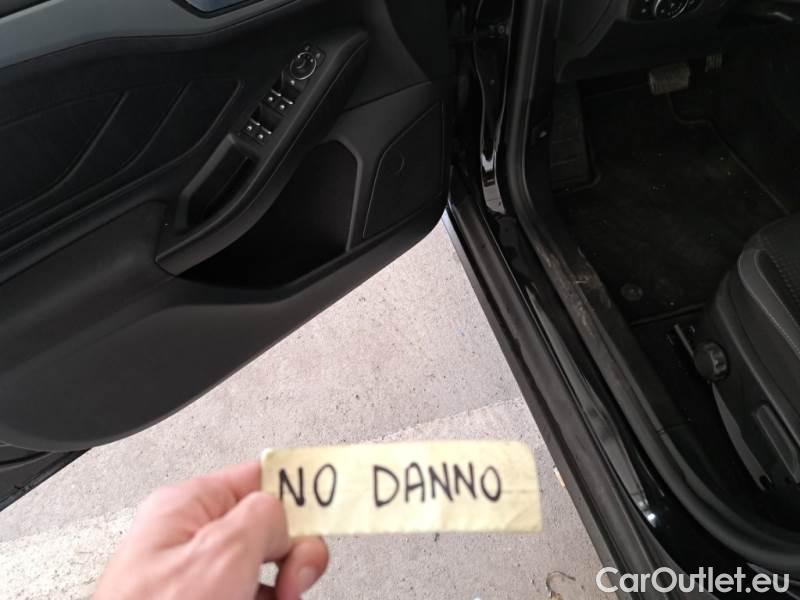 Ford  Focus FORD  / 2018 / 5P / STATION WAGON 1.5 ECOBLUE 120CV BUS. CAMBIO AUTOM. SW #58