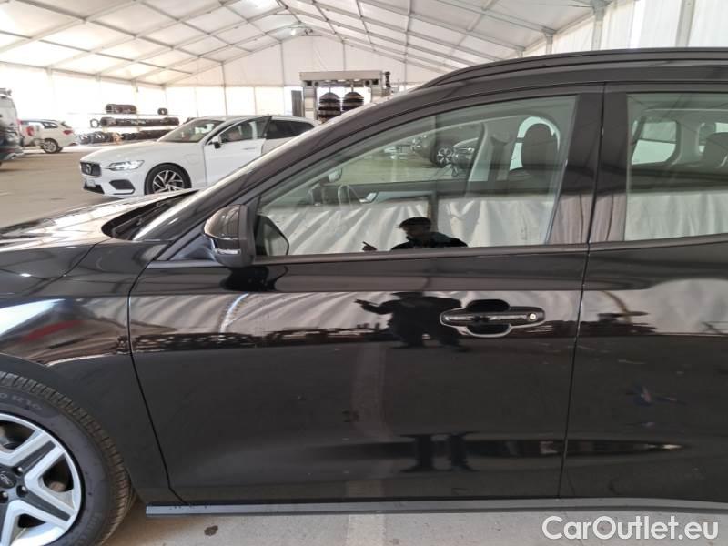 Ford  Focus FORD  / 2018 / 5P / STATION WAGON 1.5 ECOBLUE 120CV BUS. CAMBIO AUTOM. SW #44