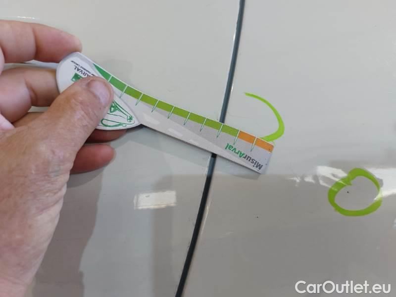 Ford  Puma FORD  / 2019 / 5P / SUV 1.0 ECOBOOST HYBRID 125CV TITANIUM #69