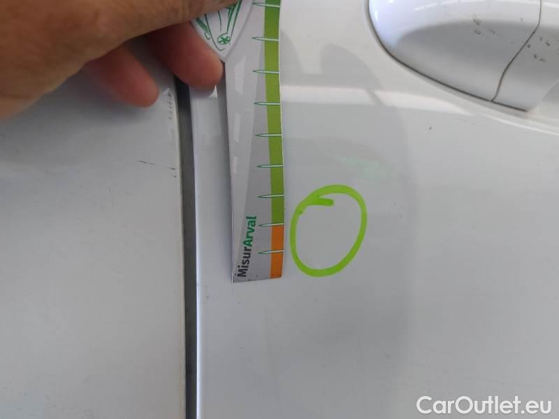 Ford  Puma FORD  / 2019 / 5P / SUV 1.0 ECOBOOST HYBRID 125CV TITANIUM #40