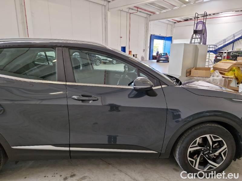 KIA  Sportage KIA  / 2021 / 5P / SUV 1.6 CRDI MHEV BUSINESS 2WD #37