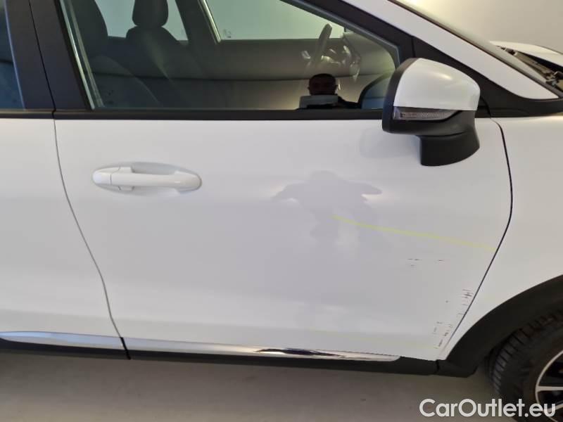 Ford  Puma FORD  / 2019 / 5P / SUV 1.0 ECOBOOST HYBRID 125CV TITANIUM #49