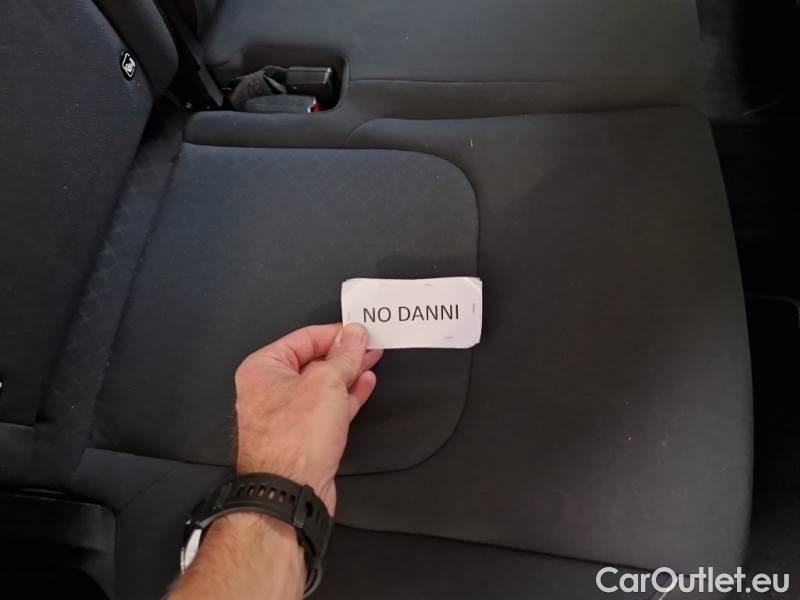 KIA  Sportage KIA  / 2021 / 5P / SUV 1.6 CRDI MHEV BUSINESS 2WD #68