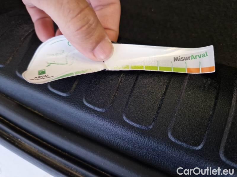 Ford  Puma FORD  / 2019 / 5P / SUV 1.0 ECOBOOST HYBRID 125CV TITANIUM #97