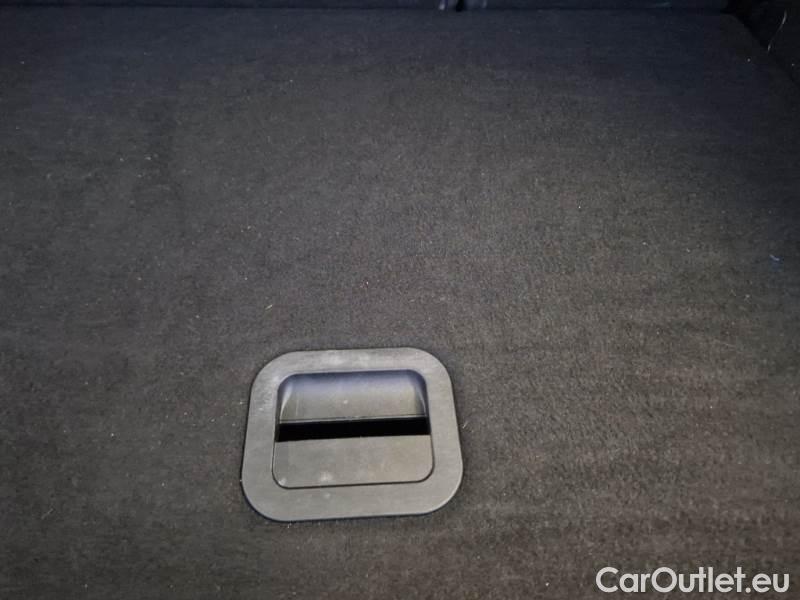 Ford  Puma FORD  / 2019 / 5P / SUV 1.0 ECOBOOST HYBRID 125CV TITANIUM #99