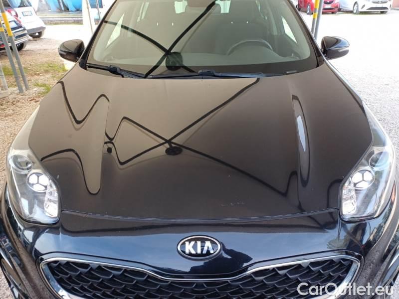 KIA  Sportage KIA  / 2018 / 5P / SUV 1.6 CRDI 100KW BUSIN CLASS DCT 2WD #28