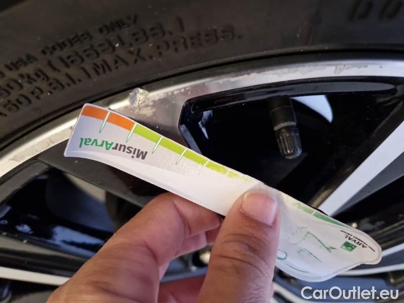 Ford  Puma FORD  / 2019 / 5P / SUV 1.0 ECOBOOST HYBRID 125CV TITANIUM #93