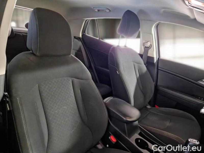 KIA  Sportage KIA  / 2021 / 5P / SUV 1.6 CRDI MHEV BUSINESS 2WD #13