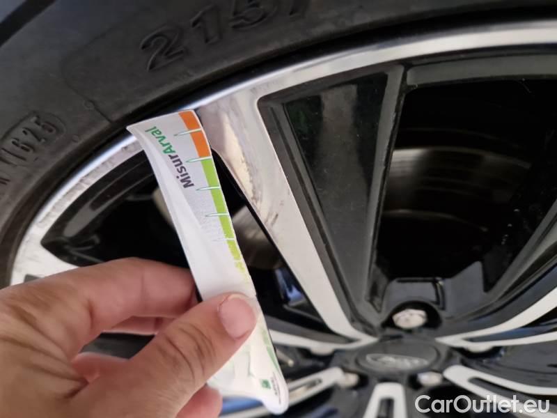 Ford  Puma FORD  / 2019 / 5P / SUV 1.0 ECOBOOST HYBRID 125CV TITANIUM #88