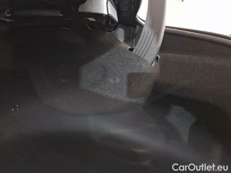 Mercedes  CLA-Klasse MERCEDES-BENZ CLA COUPÈ / 2019 / 4P / COUPE CLA 180 D AUTOMATIC SPORT #133