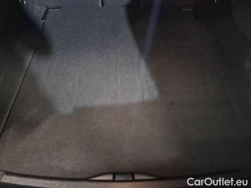 Mercedes  CLA-Klasse MERCEDES-BENZ CLA COUPÈ / 2019 / 4P / COUPE CLA 180 D AUTOMATIC SPORT #135