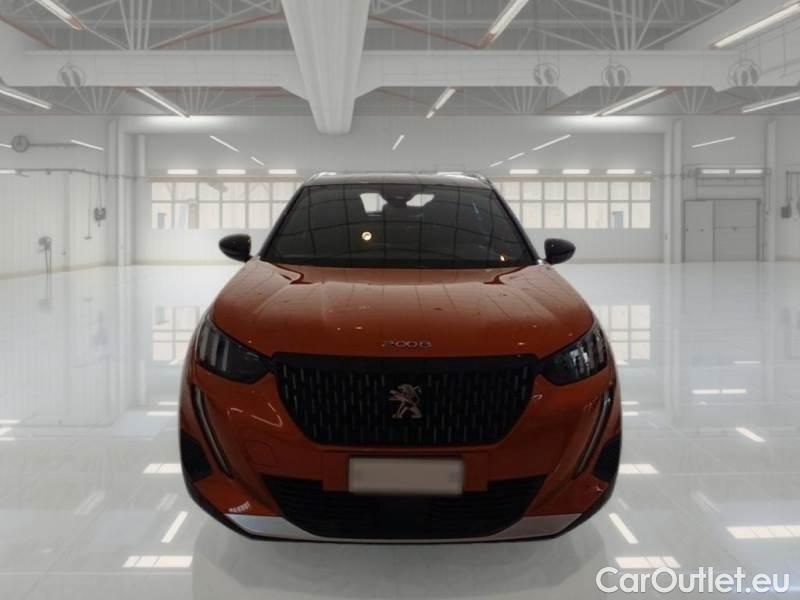 Peugeot  2008 PEUGEOT  / 2019 / 5P / CROSSOVER PURETECH 130 EAT8 GT S/S AUT. #6