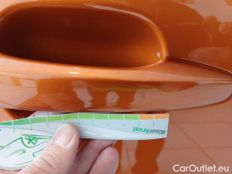 Peugeot  2008 PEUGEOT  / 2019 / 5P / CROSSOVER PURETECH 130 EAT8 GT S/S AUT. #30