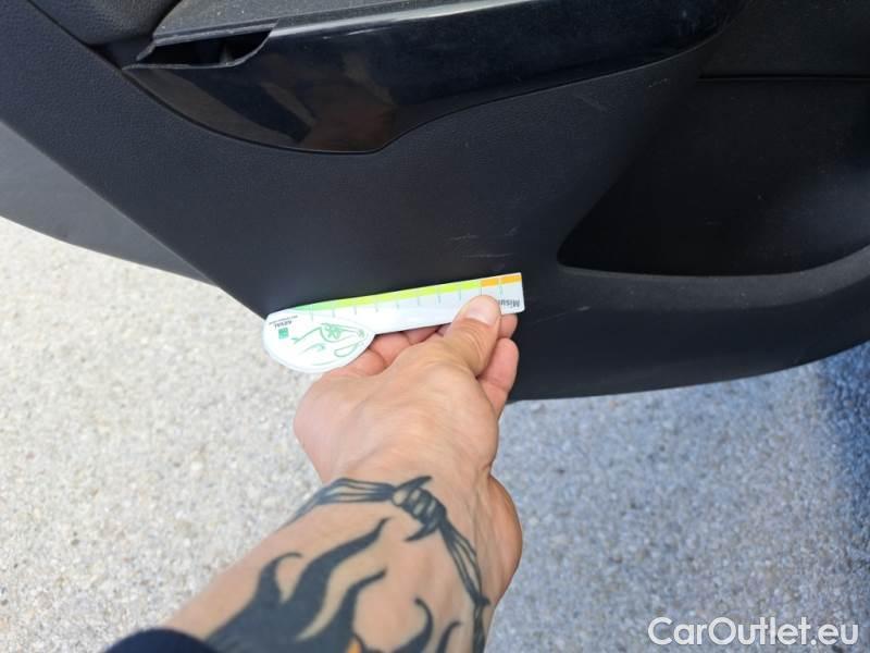 Opel  Corsa OPEL  / 2014 / 5P / BERLINA 1.4 ADVANCE 75CV #64