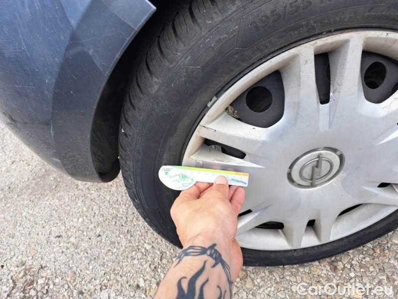 Opel  Corsa OPEL  / 2014 / 5P / BERLINA 1.4 ADVANCE 75CV #39