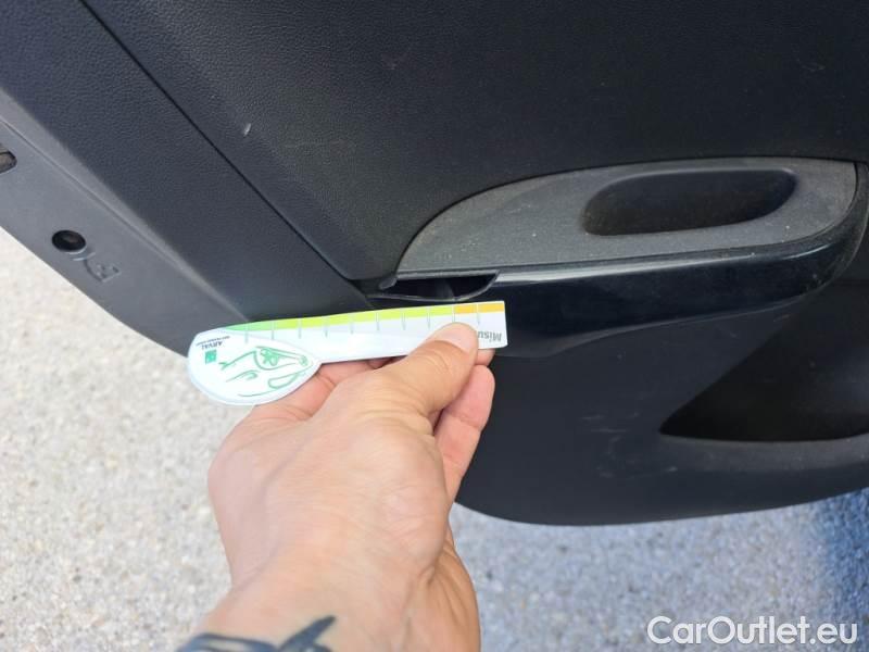 Opel  Corsa OPEL  / 2014 / 5P / BERLINA 1.4 ADVANCE 75CV #63