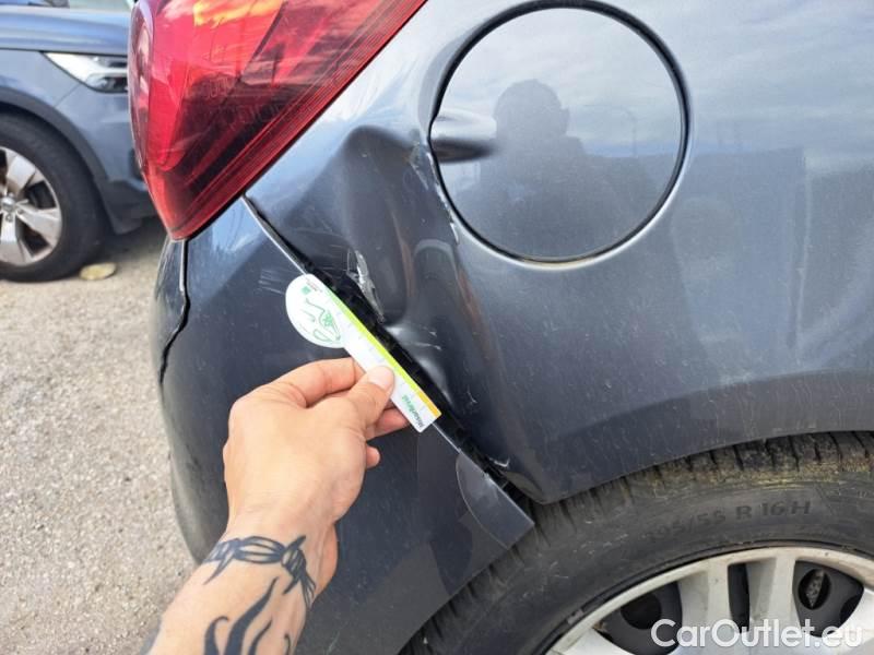 Opel  Corsa OPEL  / 2014 / 5P / BERLINA 1.4 ADVANCE 75CV #40