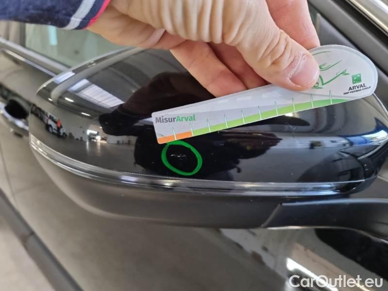 Peugeot  3008 PEUGEOT  / 2016 / 5P / SUV BLUEHDI 130 EAT8 SeS BUSINESS #74