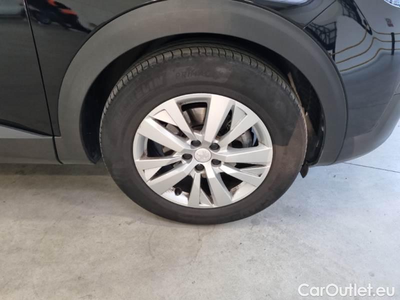 Peugeot  3008 PEUGEOT  / 2016 / 5P / SUV BLUEHDI 130 EAT8 SeS BUSINESS #17