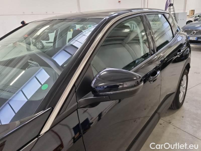 Peugeot  3008 PEUGEOT  / 2016 / 5P / SUV BLUEHDI 130 EAT8 SeS BUSINESS #23