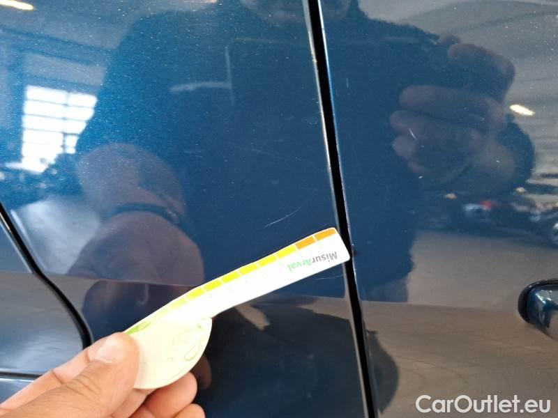 Peugeot  3008 PEUGEOT  / 2020 / 5P / SUV BLUEHDI 130 EAT8 SeS ALLURE #83