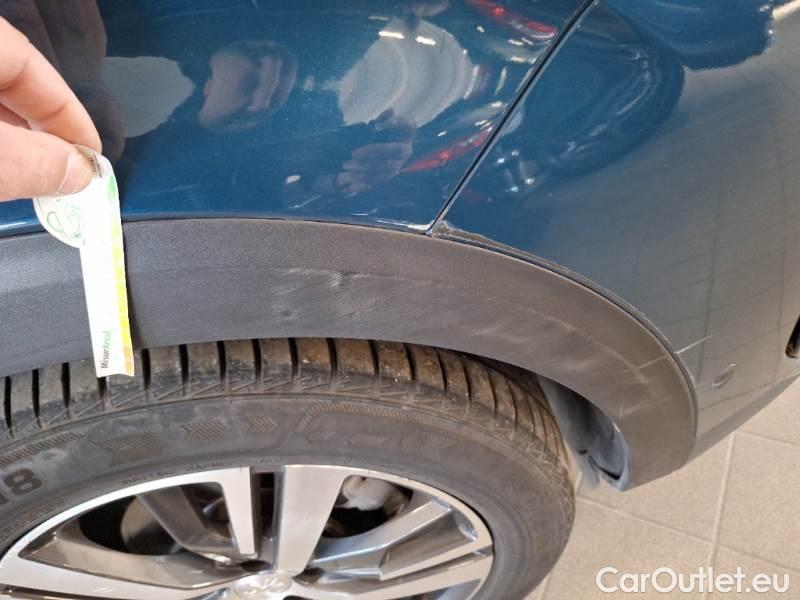 Peugeot  3008 PEUGEOT  / 2020 / 5P / SUV BLUEHDI 130 EAT8 SeS ALLURE #62