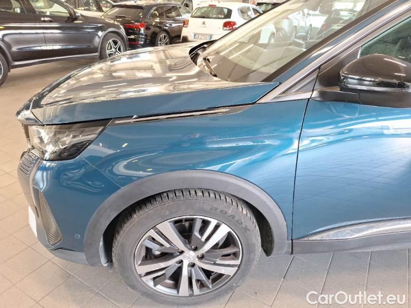 Peugeot  3008 PEUGEOT  / 2020 / 5P / SUV BLUEHDI 130 EAT8 SeS ALLURE #114