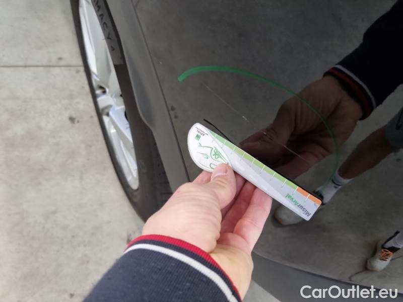 Peugeot  3008 PEUGEOT  / 2016 / 5P / SUV BLUEHDI 130 EAT8 SeS BUSINESS #52