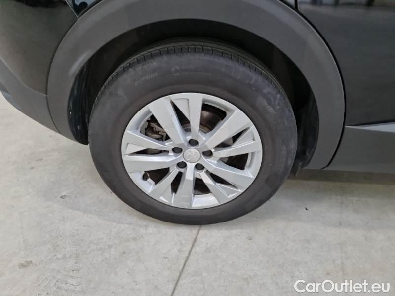 Peugeot  3008 PEUGEOT  / 2016 / 5P / SUV BLUEHDI 130 EAT8 SeS BUSINESS #18